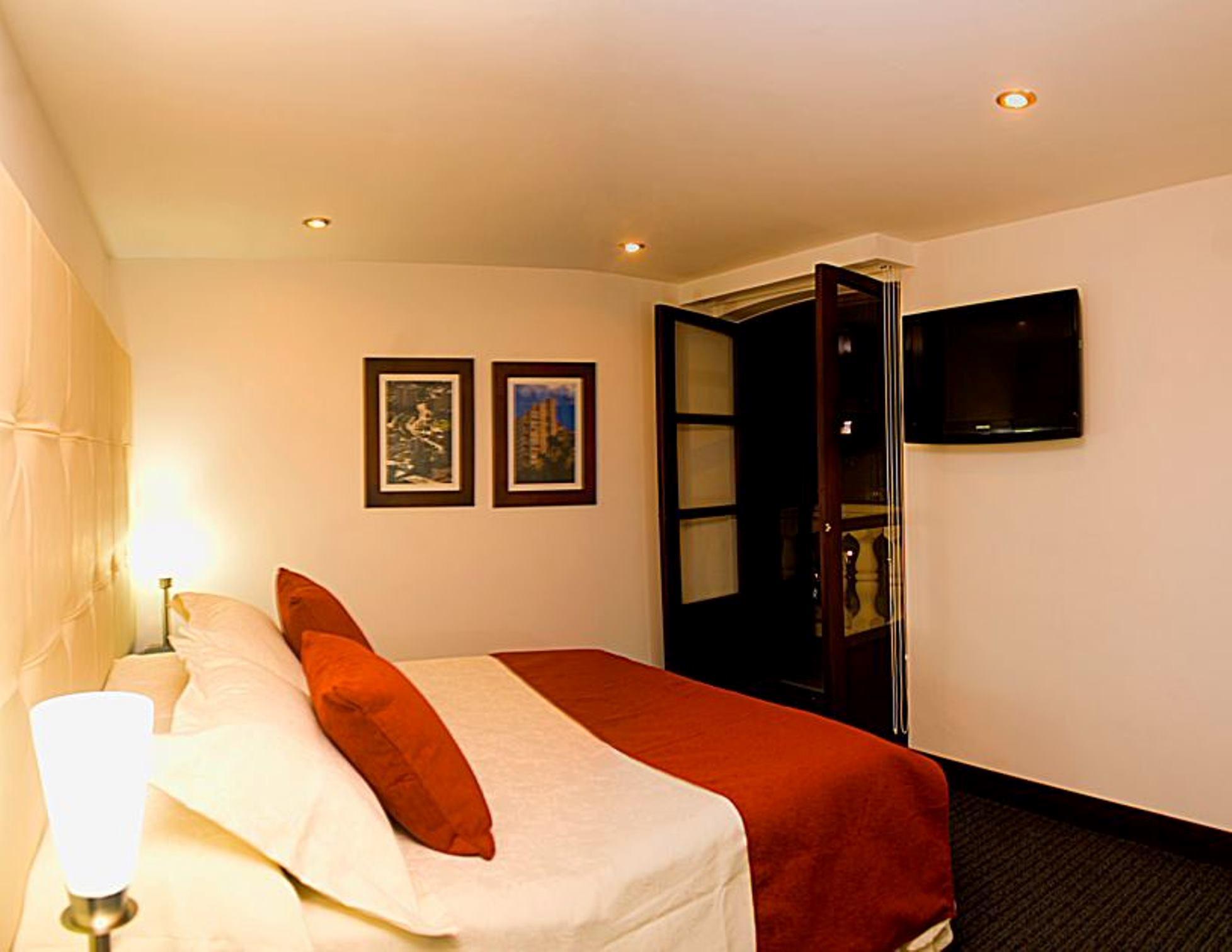 Hotel Virrey Park Bogota Bagian luar foto