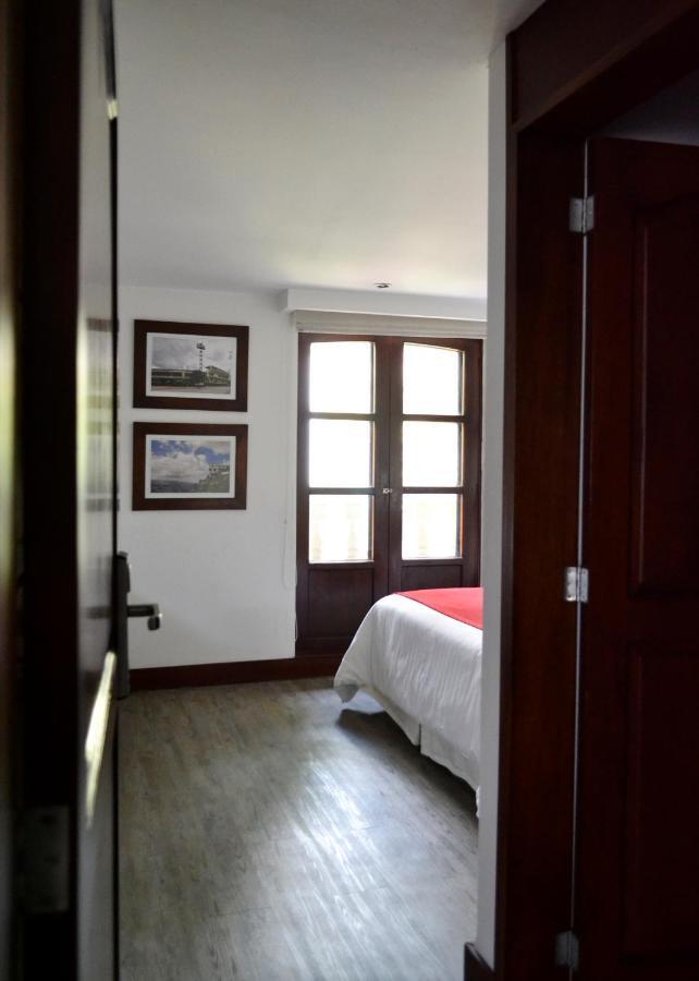 Hotel Virrey Park Bogota Bagian luar foto